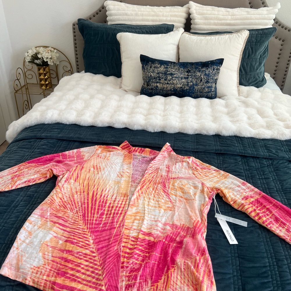 NEW Chico's Vibrant Multicolor light duster top - Picture 3 of 8